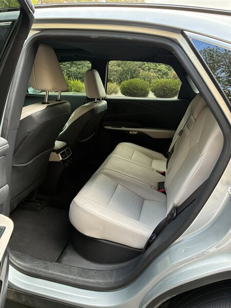 2023 Lexus RX 350 - Photo 14