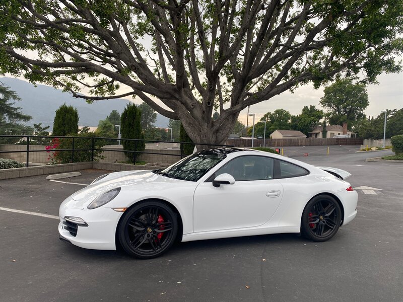2014 Porsche 911 Carrera S  