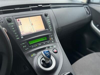 2010 Toyota Prius III   - Photo 14 - Tacoma, WA 98409