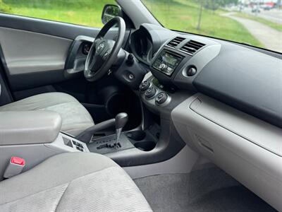 2010 Toyota RAV4   - Photo 8 - Tacoma, WA 98409