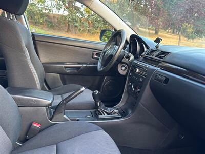 2007 Mazda Mazda3 i Sport - Photo 11 - Tacoma, WA 98409