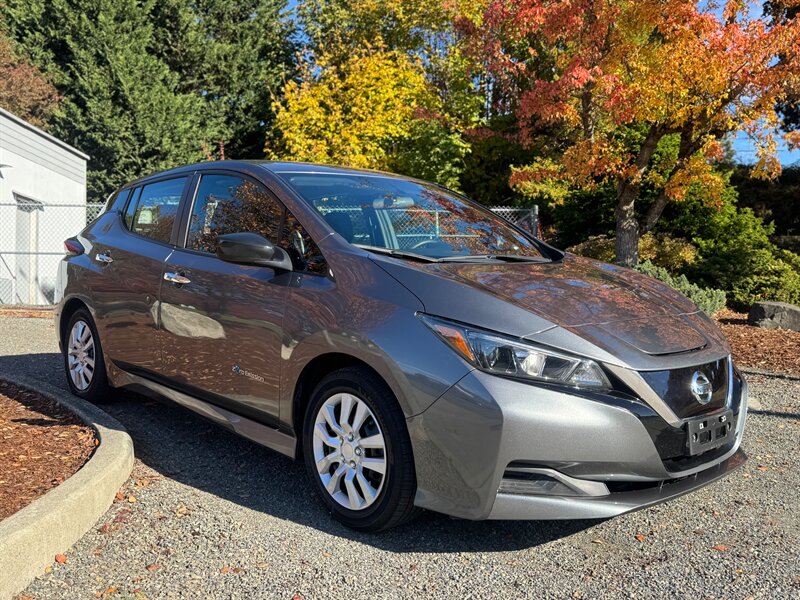 2019 Nissan LEAF S