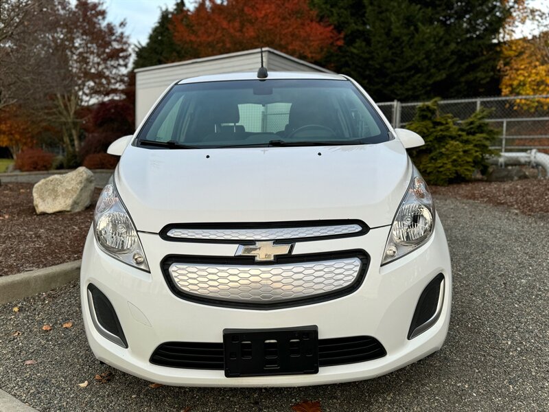 2015 Chevrolet Spark 2LT photo 3