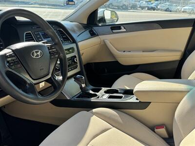 2015 Hyundai SONATA SE - Photo 13 - Tacoma, WA 98409