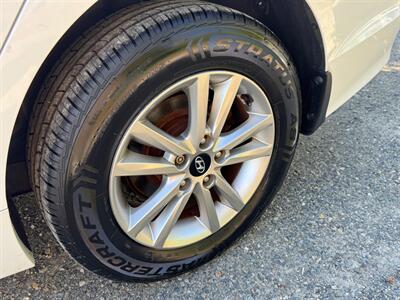 2015 Hyundai SONATA SE - Photo 12 - Tacoma, WA 98409