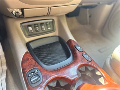 2006 Toyota Sequoia Limited   - Photo 12 - Tacoma, WA 98409