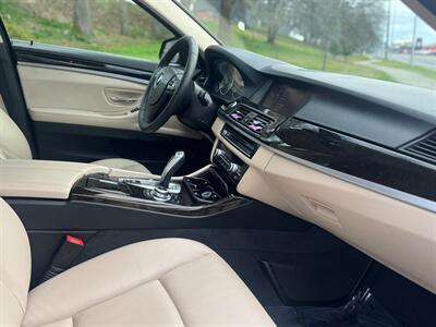 2012 BMW 5 Series 528i xDrive   - Photo 9 - Tacoma, WA 98409