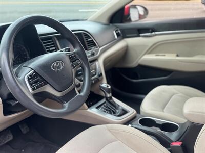 2018 Hyundai ELANTRA SEL   - Photo 12 - Tacoma, WA 98409