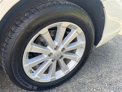 2011 Toyota Venza AWD 4cyl - Photo 18 - Tacoma, WA 98409