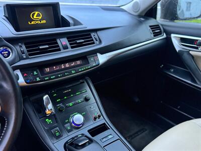 2012 Lexus CT 200h Premium   - Photo 14 - Tacoma, WA 98409
