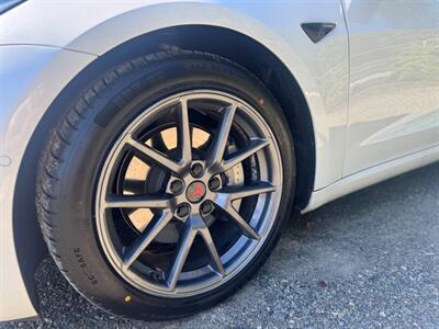 2021 Tesla Model 3 Long Range   - Photo 15 - Tacoma, WA 98409