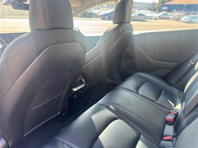 2021 Tesla Model 3 Long Range   - Photo 9 - Tacoma, WA 98409