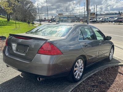 2006 Honda Accord EX V-6 w/Navi   - Photo 5 - Tacoma, WA 98409