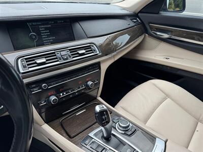 2012 BMW 7 Series 740i - Photo 16 - Tacoma, WA 98409