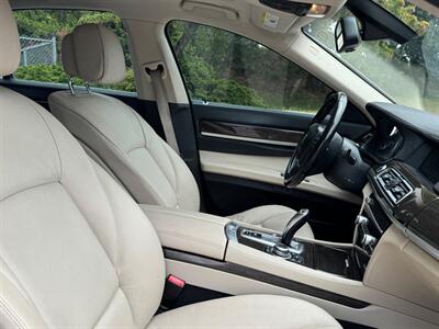 2012 BMW 7 Series 740i - Photo 12 - Tacoma, WA 98409