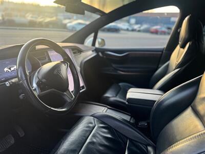 2017 Tesla Model X 100D - Photo 11 - Tacoma, WA 98409