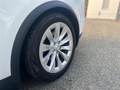 2017 Tesla Model X 100D - Photo 15 - Tacoma, WA 98409