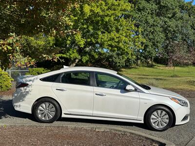 2016 Hyundai SONATA Hybrid SE   - Photo 4 - Tacoma, WA 98409