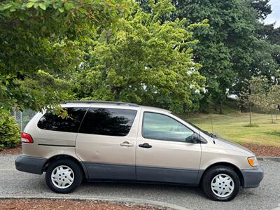 2002 Toyota Sienna CE   - Photo 4 - Tacoma, WA 98409
