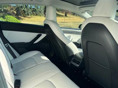 2020 Tesla Model 3 Long Range   - Photo 10 - Tacoma, WA 98409