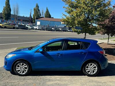 2012 Mazda Mazda3 i Touring   - Photo 11 - Tacoma, WA 98409