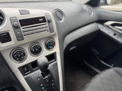 2009 Pontiac Vibe 1.8L - Photo 14 - Tacoma, WA 98409