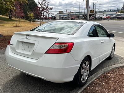 2009 Honda Civic LX - Photo 5 - Tacoma, WA 98409
