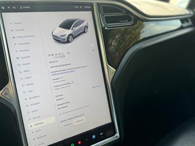 2016 Tesla Model X 90D   - Photo 11 - Tacoma, WA 98409