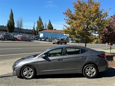 2020 Hyundai ELANTRA Limited   - Photo 8 - Tacoma, WA 98409