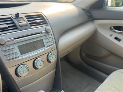 2009 Toyota Camry LE   - Photo 15 - Tacoma, WA 98409