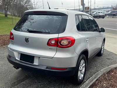 2010 Volkswagen Tiguan S - Photo 4 - Tacoma, WA 98409