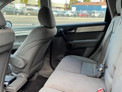 2010 Honda CR-V LX - Photo 10 - Tacoma, WA 98409