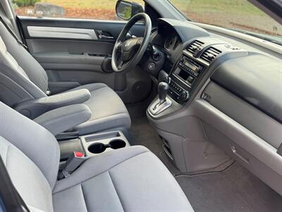 2010 Honda CR-V LX - Photo 11 - Tacoma, WA 98409