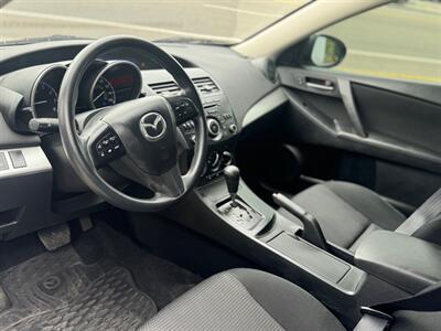 2012 Mazda Mazda3 i Touring   - Photo 6 - Tacoma, WA 98409