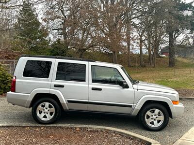 2006 Jeep Commander Trail Rated   - Photo 4 - Tacoma, WA 98409