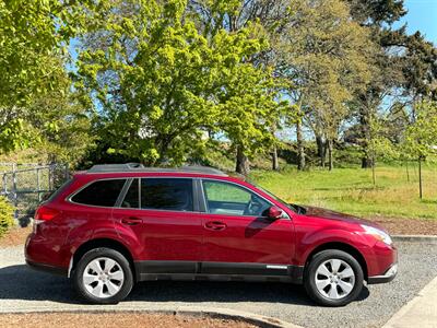 2011 Subaru Outback 2.5i Premium   - Photo 5 - Tacoma, WA 98409