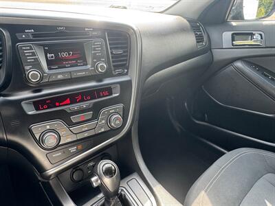2012 Kia Optima Hybrid LX   - Photo 14 - Tacoma, WA 98409