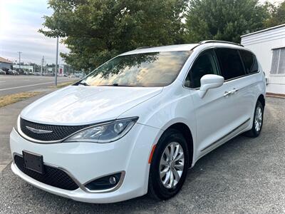 2019 Chrysler Pacifica Touring L - Photo 9 - Tacoma, WA 98409