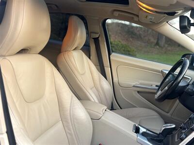 2013 Volvo S60 T5   - Photo 12 - Tacoma, WA 98409