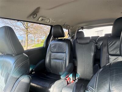 2017 Toyota Sienna SE Premium 8-Passenger   - Photo 17 - Tacoma, WA 98409