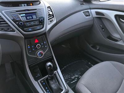 2016 Hyundai ELANTRA SE   - Photo 18 - Tacoma, WA 98409