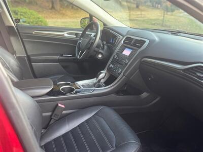 2013 Ford Fusion Hybrid SE - Photo 11 - Tacoma, WA 98409