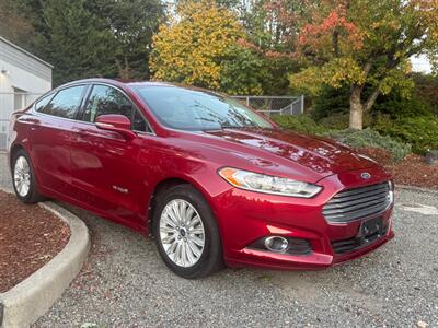 2013 Ford Fusion Hybrid SE - Photo 1 - Tacoma, WA 98409