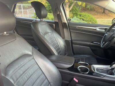 2013 Ford Fusion Hybrid SE - Photo 12 - Tacoma, WA 98409