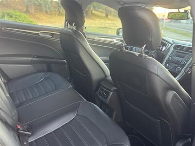 2013 Ford Fusion Hybrid SE - Photo 10 - Tacoma, WA 98409