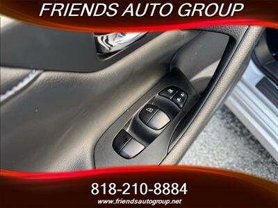 2017 Nissan Altima 2.5 SR   - Photo 14 - Van Nuys, CA 91406