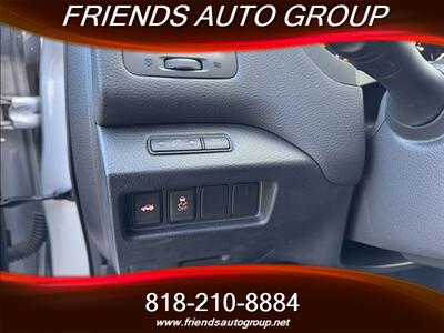 2017 Nissan Altima 2.5 SR   - Photo 16 - Van Nuys, CA 91406
