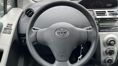 2007 Toyota Yaris   - Photo 14 - Van Nuys, CA 91406