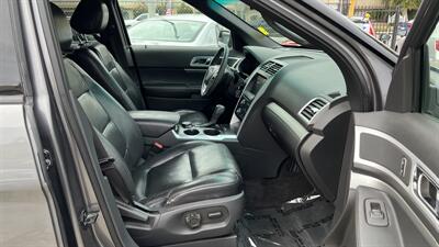 2011 Ford Explorer XLT   - Photo 8 - Van Nuys, CA 91406