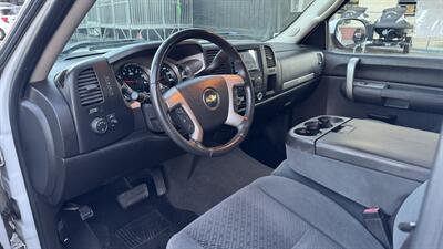 2008 Chevrolet Silverado 1500 LT2   - Photo 13 - Van Nuys, CA 91406